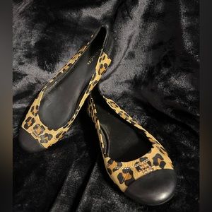 Coach Cheetah/Leopard Print Ballet Flats Size 8.5 with gold detail